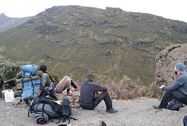 3days-climb-mount-kenya-sirimon-route